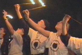 Figura 6: Frame do filme Lesbian Avengers Eat Fire Too (1993), de Sue Friedrich